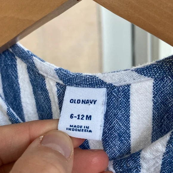 6-12 months Girl “Stripes & Graphics” Bundle - Picture 9 of 15